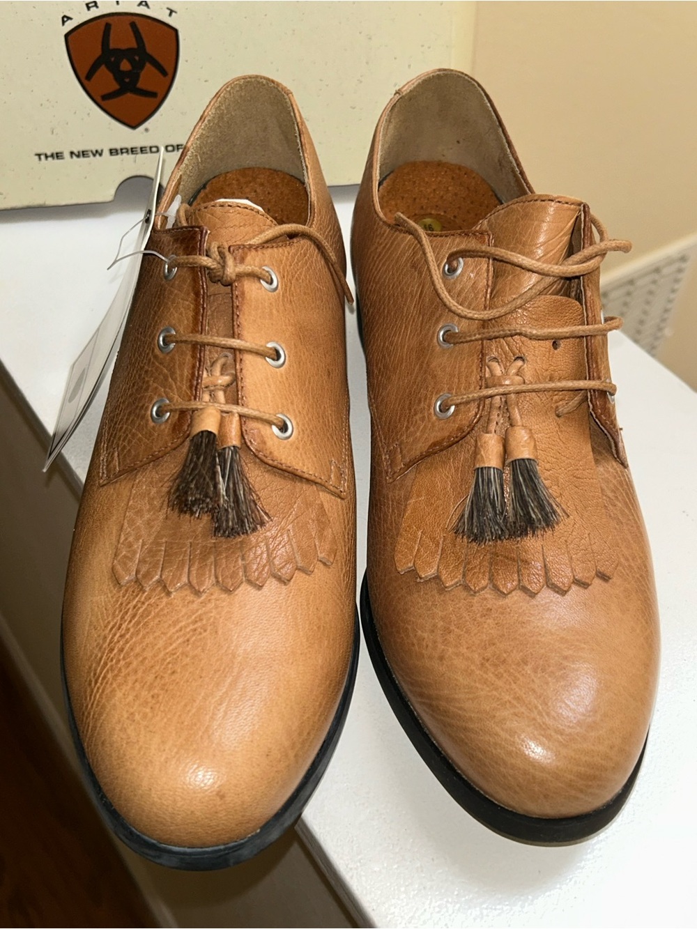 Ariat Tan Leather Lace-Up Dress Shoes with Tassel Kiltie